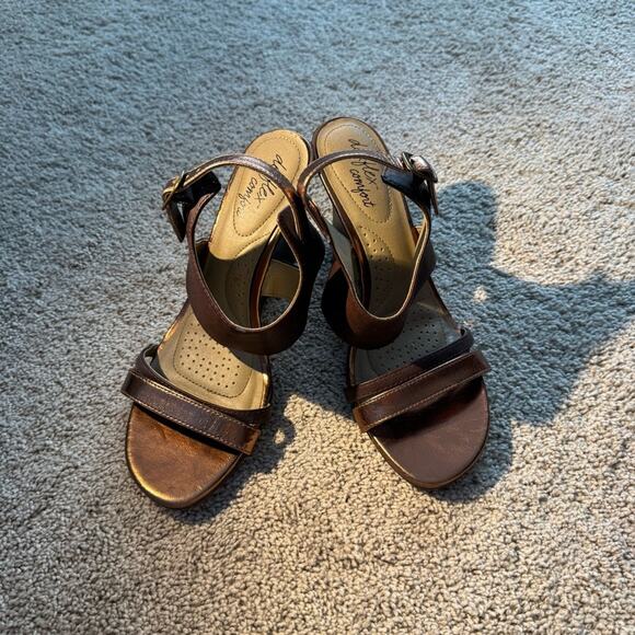 DexFlex Comfort Open Toe Brown & Shiny Copper Ankle Strap Sandals Size 8.5 - Picture 1 of 12